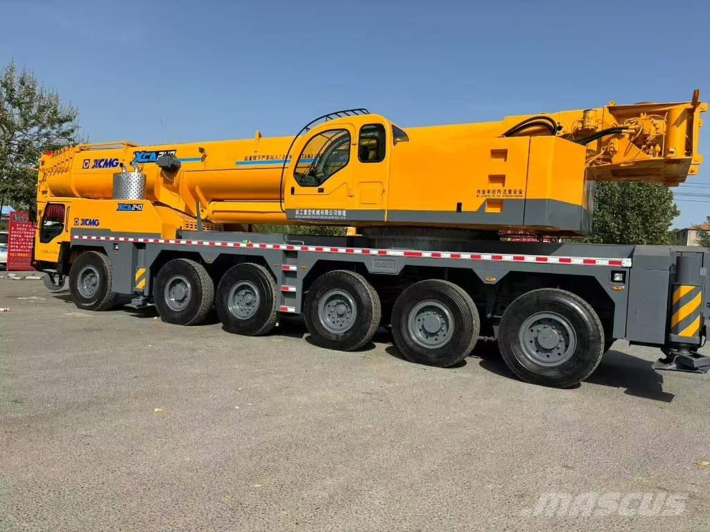 XCMG XCA240 Jeřáby pro těžký terén