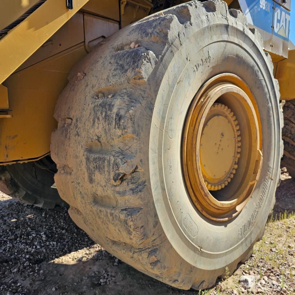 CAT 993K Kolové nakladače