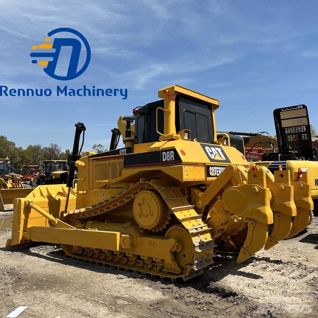 CAT D 8 R Pásové dozery