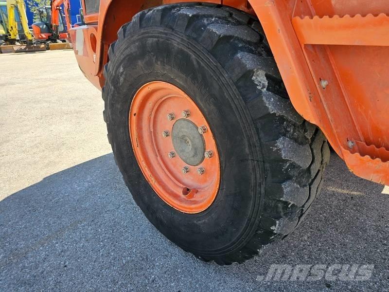 Volvo L 30 G Kolové nakladače