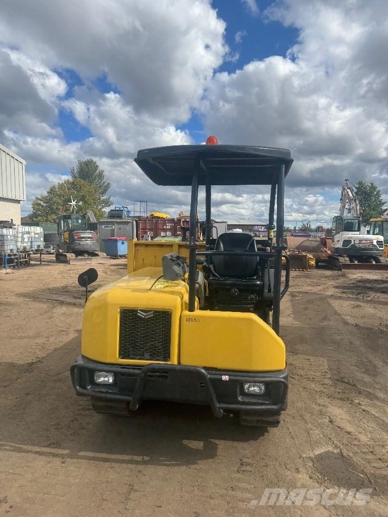 Yanmar C 30 R Pásové dempry