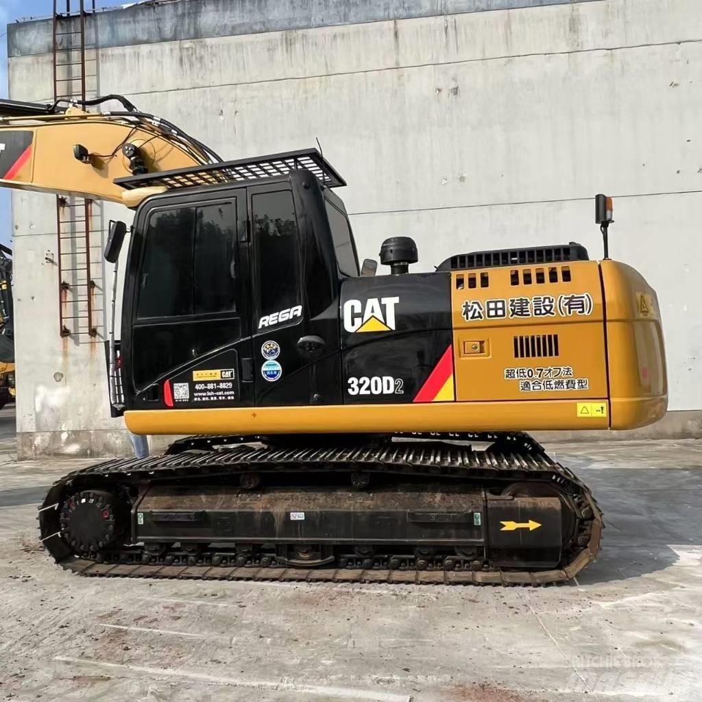 CAT 320D2 Midi rýpadla 7t - 12t
