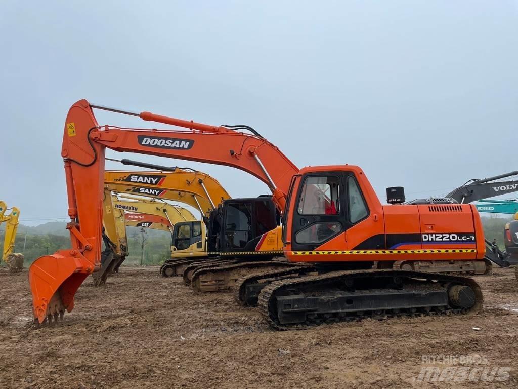 Doosan DH 220 Pásová rýpadla