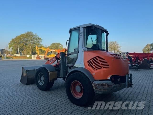 Atlas AR 80 Kolové nakladače