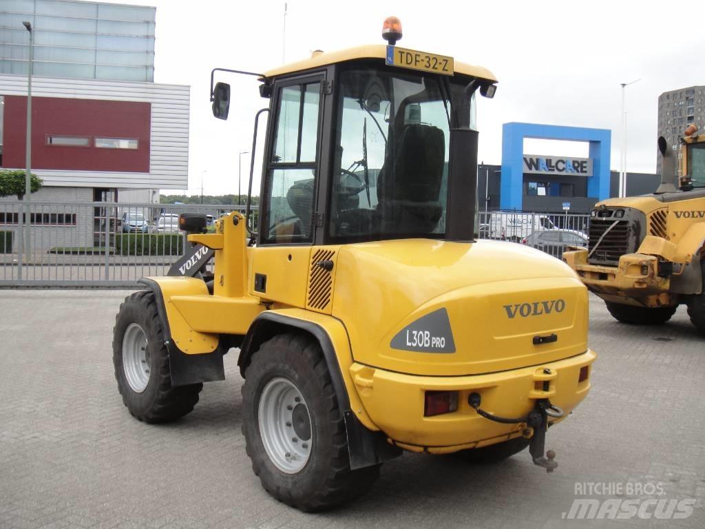Volvo L 30 B Kolové nakladače