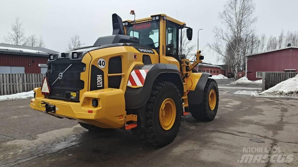 Volvo 120H Kolové nakladače