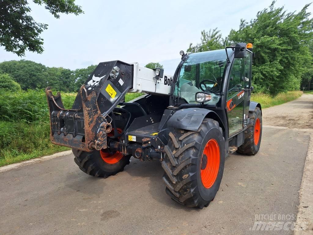 Bobcat TL38.70 Teleskopické manipulátory
