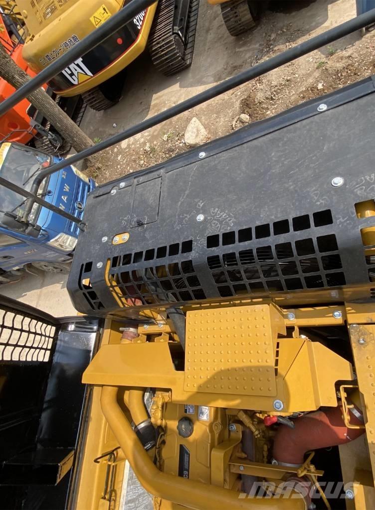 CAT 336 D 2 Pásová rýpadla