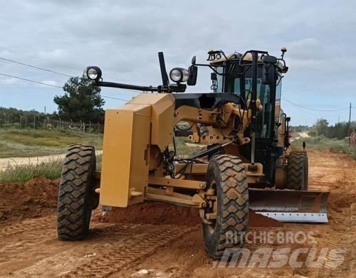 CAT 140 M Grejdry