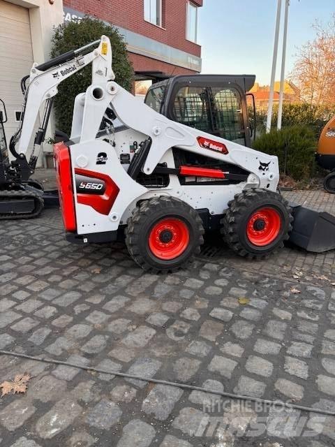 Bobcat S 650 Smykem řízené nakladače