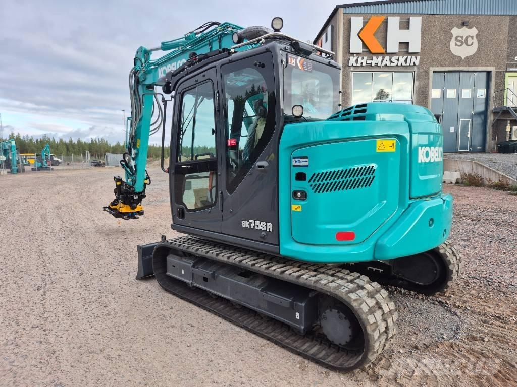 Kobelco SK75SR-7 Midi rýpadla 7t - 12t