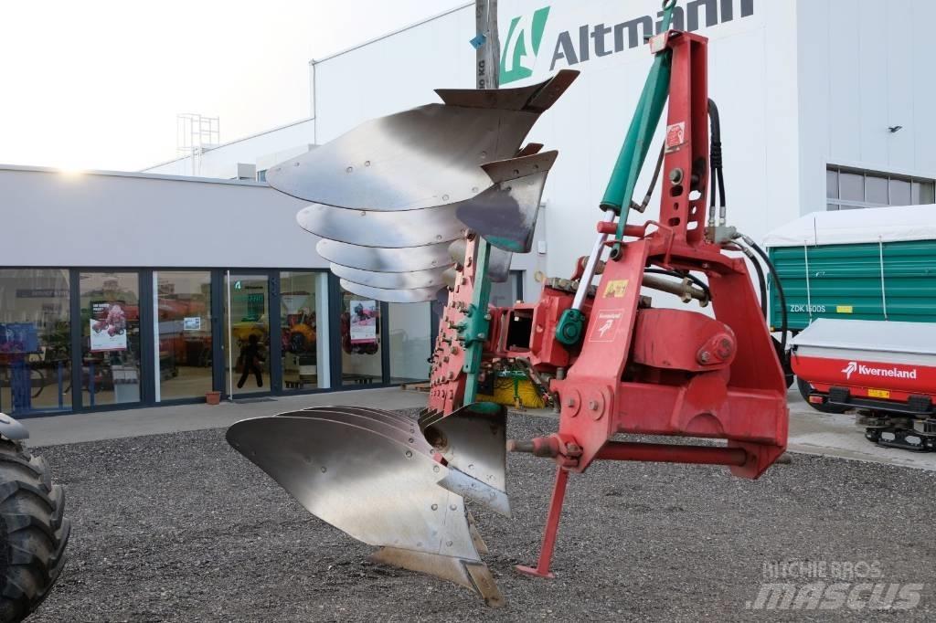 Kverneland LM100 Oboustranné pluhy