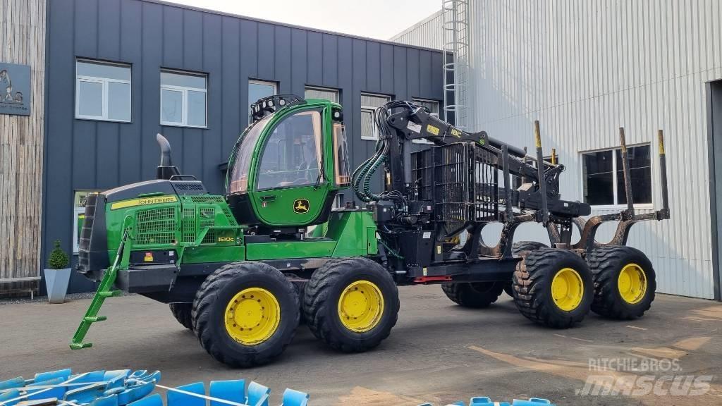 John Deere 1510 G Vyvážecí traktory