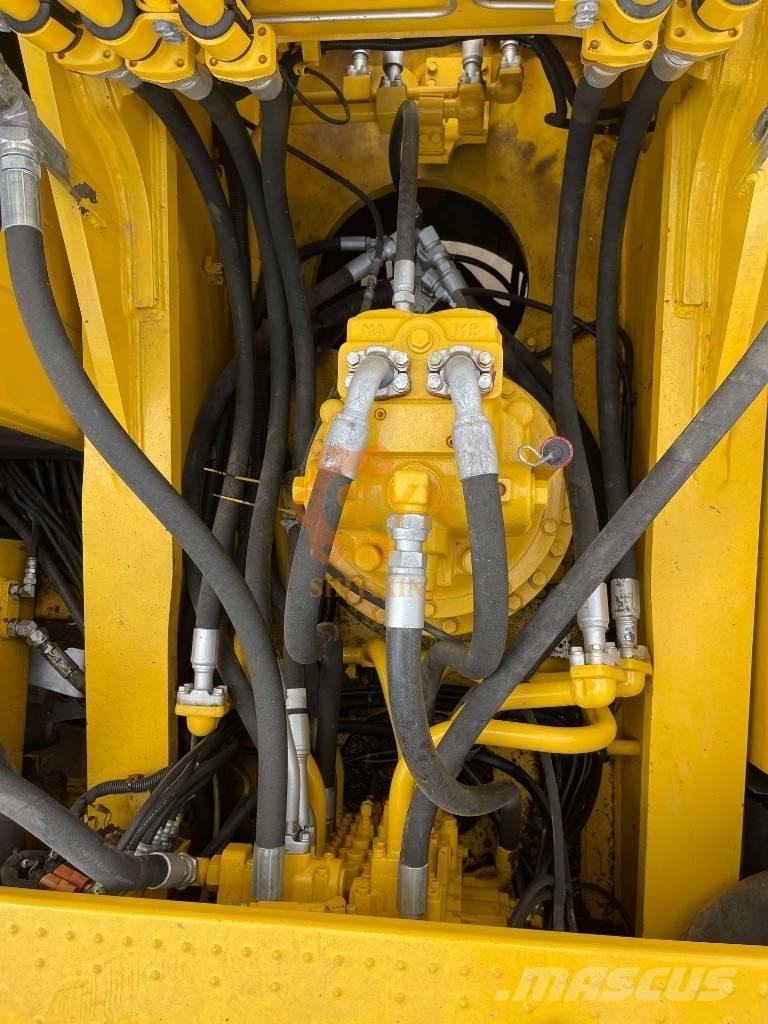 Komatsu PC 450 LC-8 Pásová rýpadla
