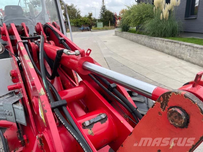 Weidemann 3070 Kolové nakladače