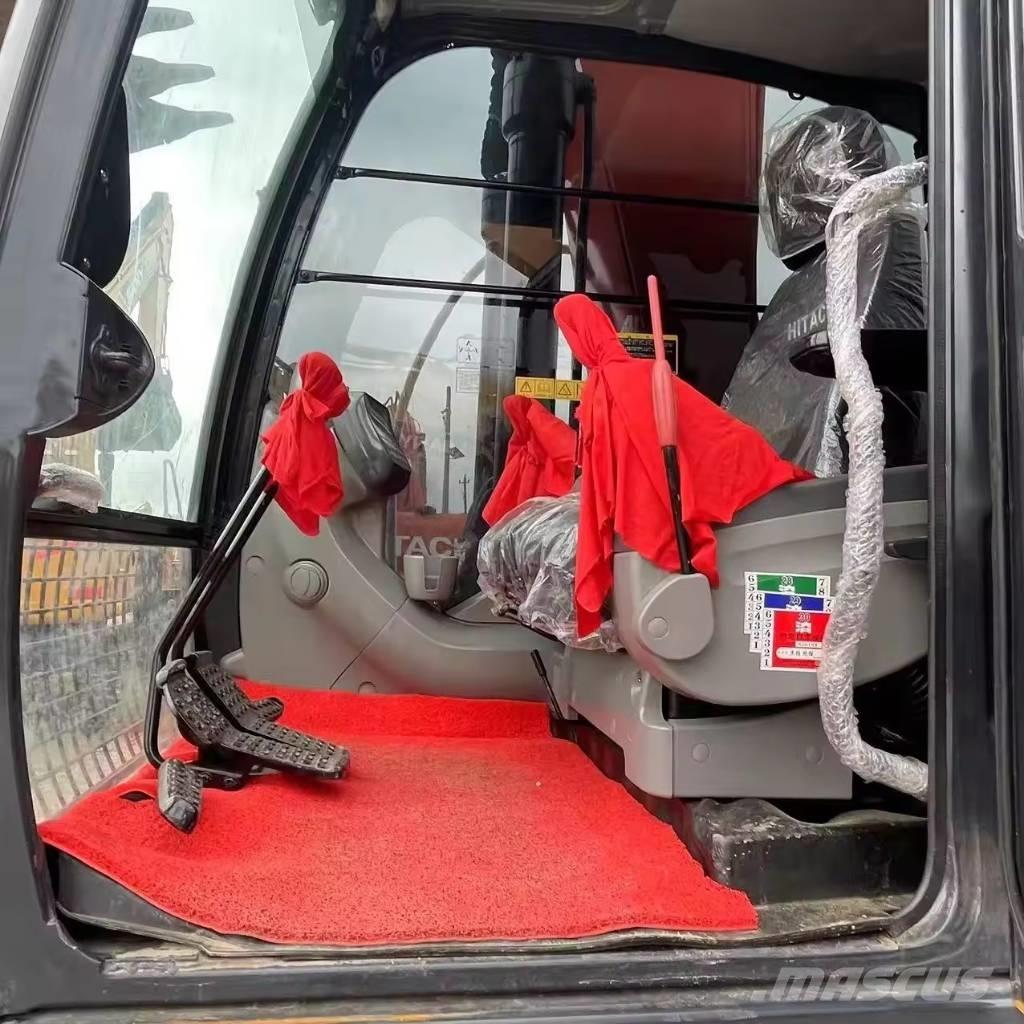 Hitachi ZX 200 Pásová rýpadla