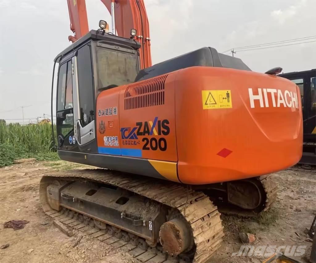Hitachi ZX 200 Pásová rýpadla