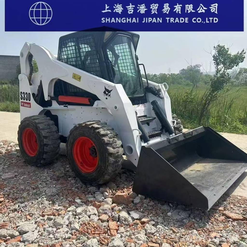 Bobcat S 330 Smykem řízené nakladače