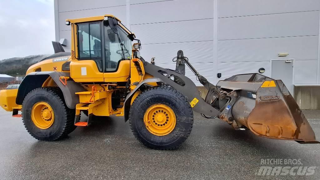 Volvo L90H Kolové nakladače
