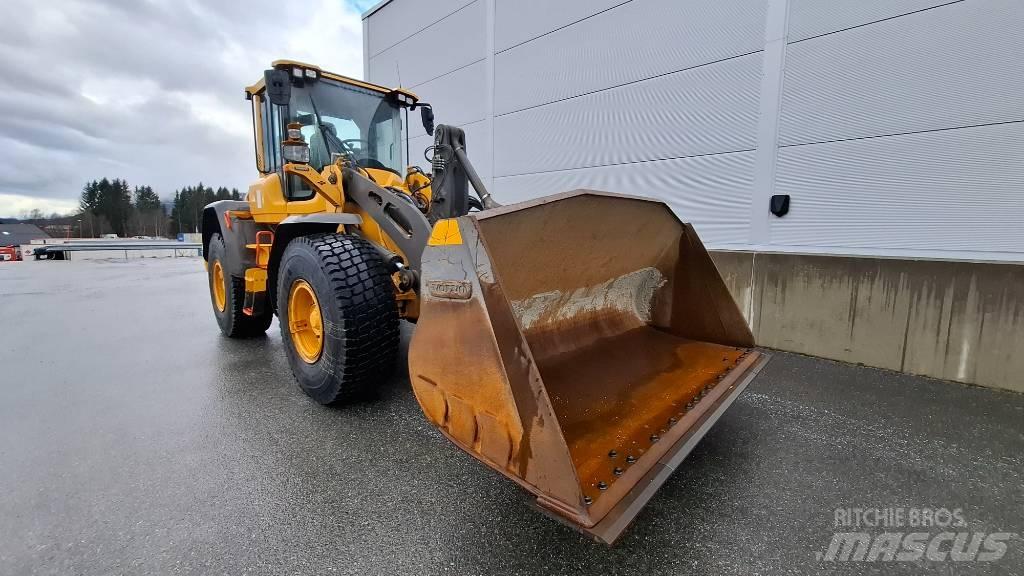 Volvo L90H Kolové nakladače