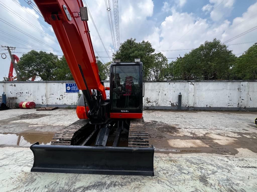 Kubota KX 080-3 Midi rýpadla 7t - 12t