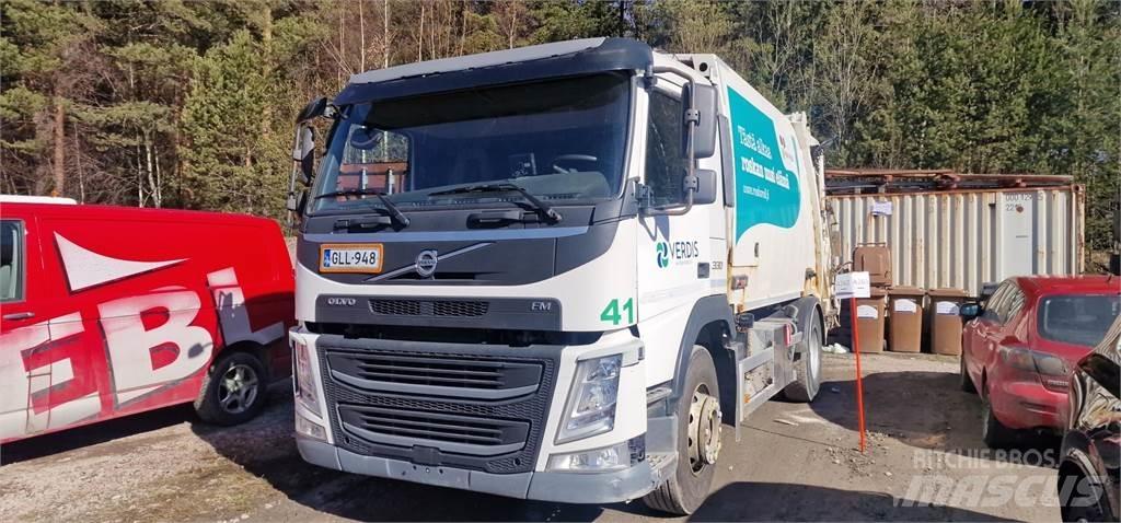Volvo FM 330 Popelářské vozy