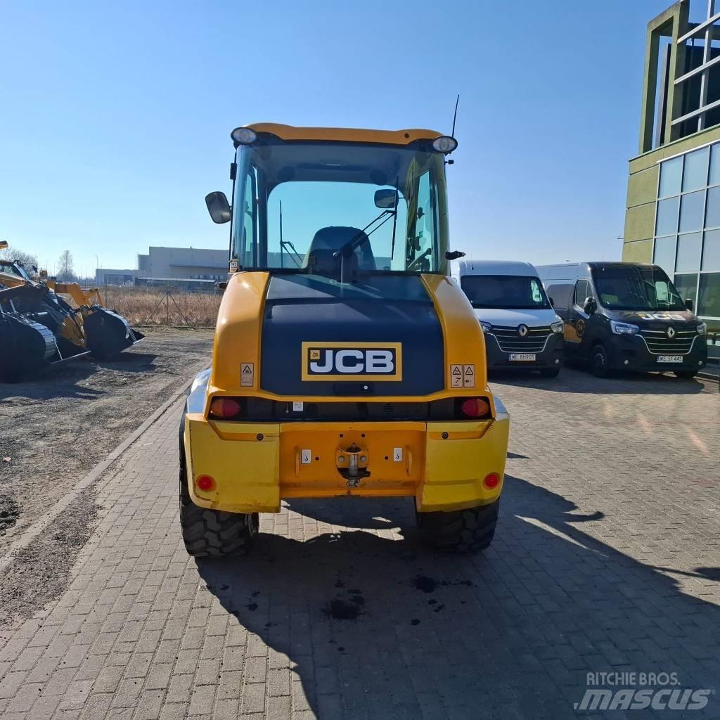 JCB 409 Kolové nakladače