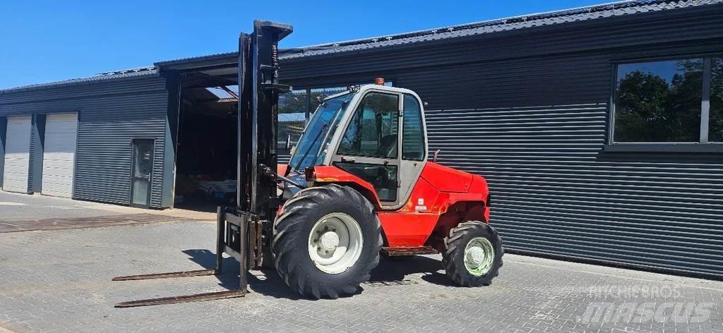 Manitou M30-4 Terénní vysokozdvižné vozíky