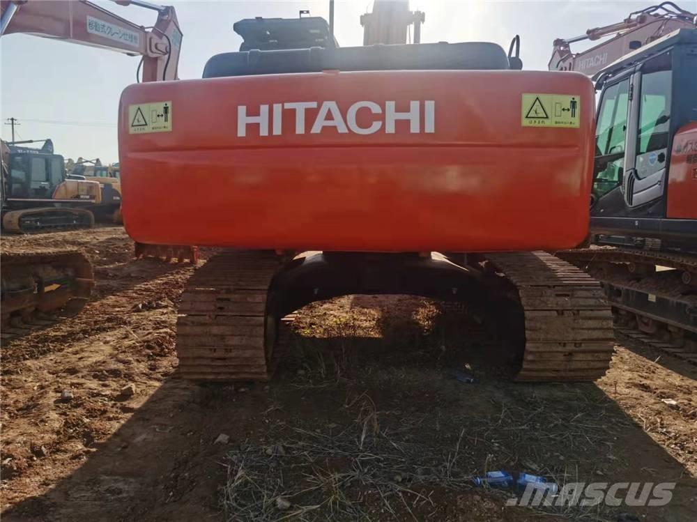 Hitachi ZX210 Pásová rýpadla