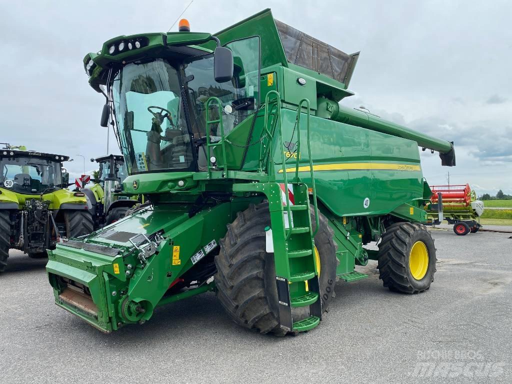 John Deere T 670 i Sklízecí mlátičky