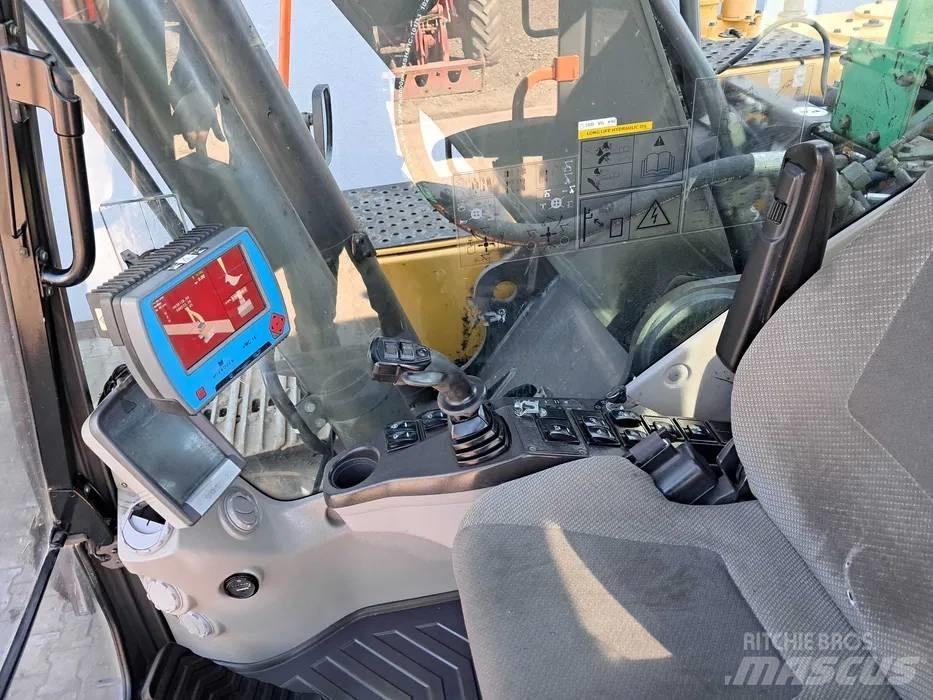 Volvo EC 220 DL Pásová rýpadla