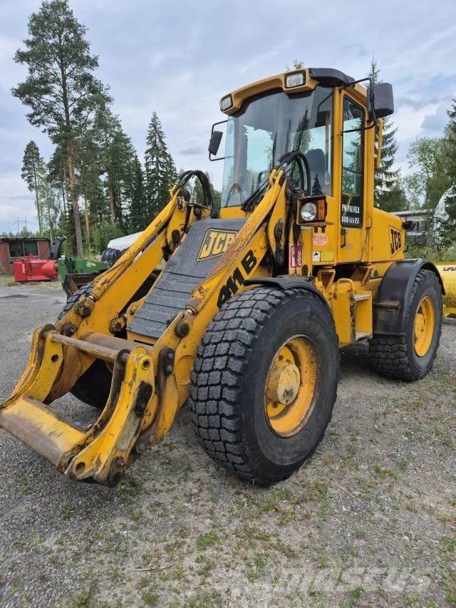JCB 411B Kolové nakladače