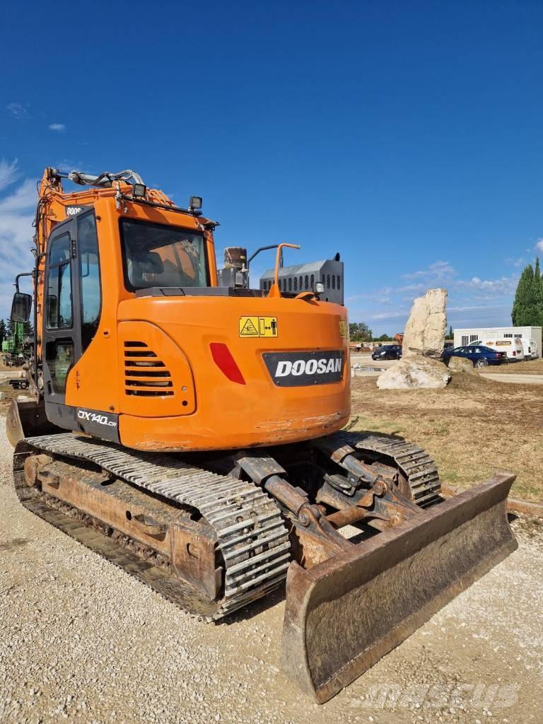 Doosan DX 140 LCR Pásová rýpadla