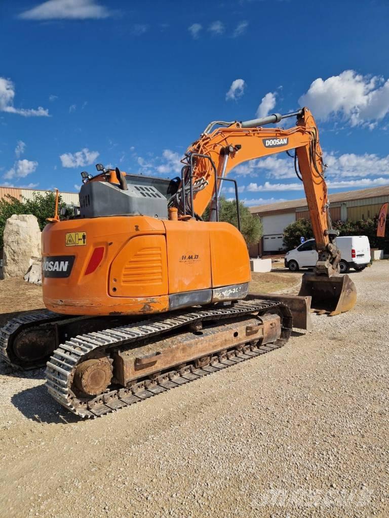 Doosan DX 140 LCR Pásová rýpadla