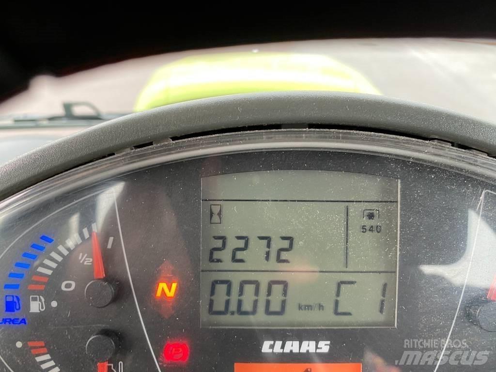 CLAAS Arion 420 Traktory