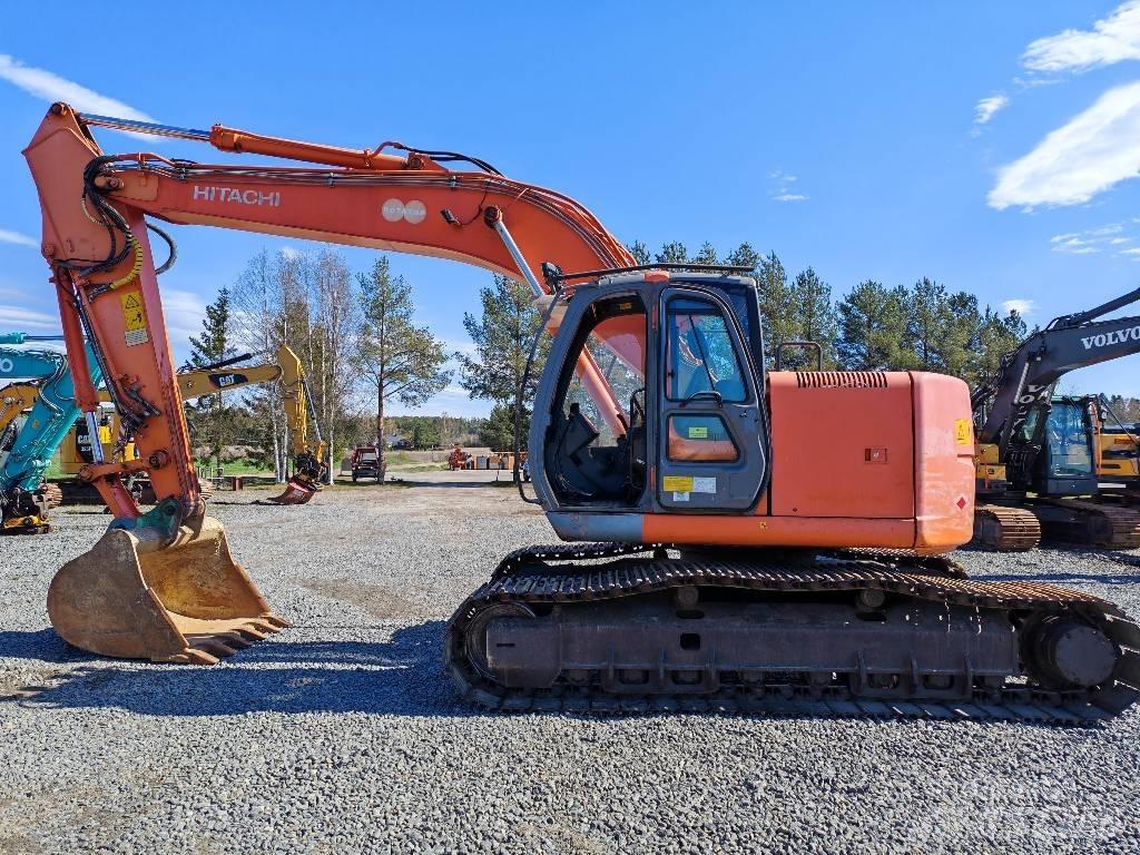 Hitachi ZX 225 US Pásová rýpadla