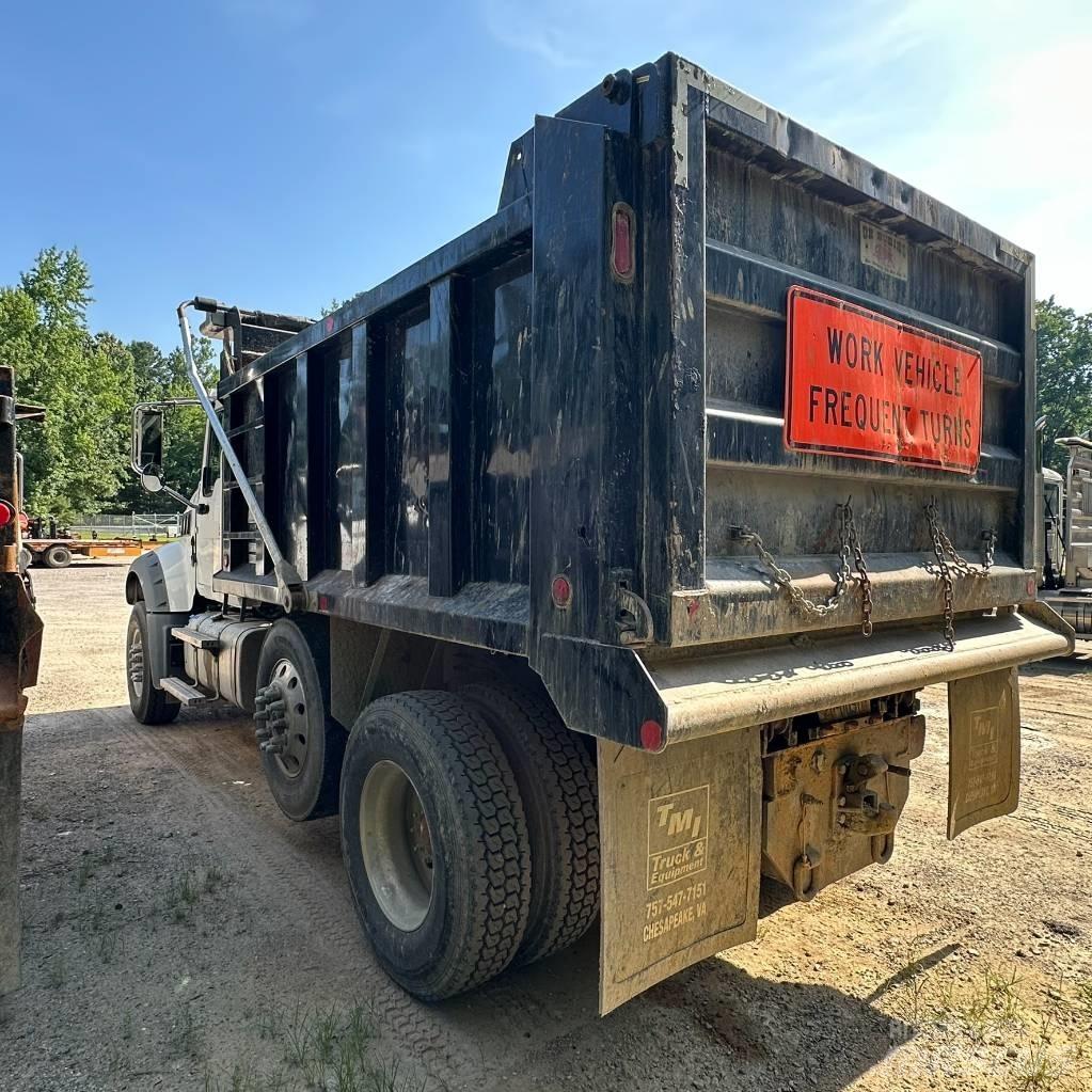 Mack GR 42 F9 Sklápěče