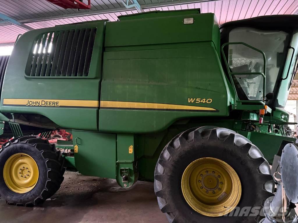 John Deere W 540 Sklízecí mlátičky