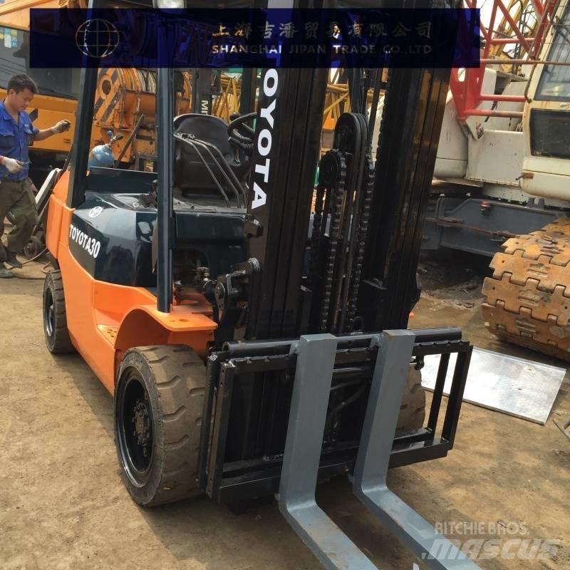 Toyota 7F Dieselové vozíky