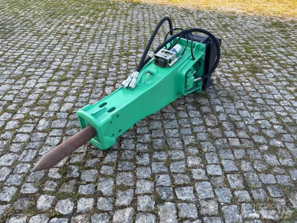Montabert 300 Bourací kladiva / Sbíječky