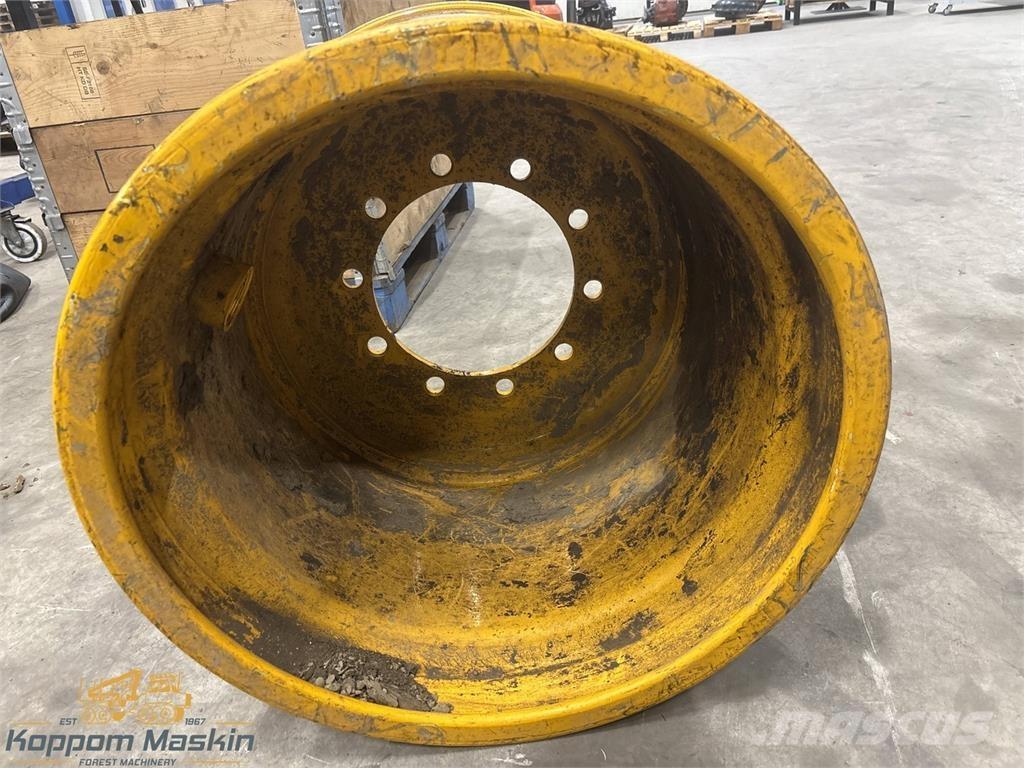 Rottne H8 24x26,5 Pneumatiky, kola a ráfky