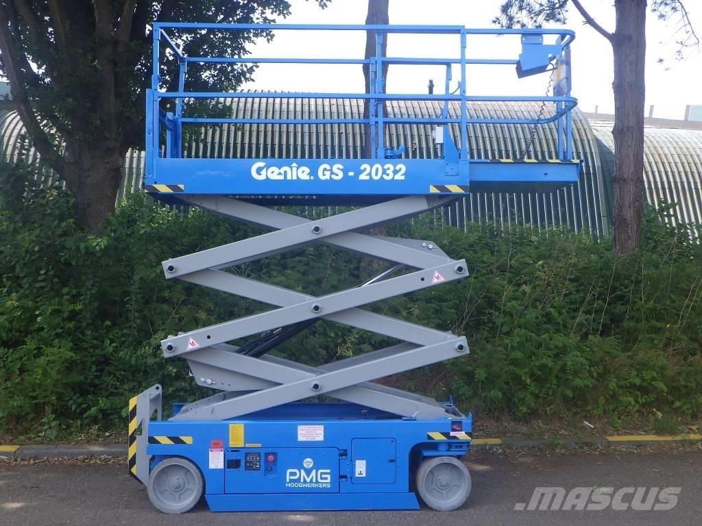 Genie GS2032 Nůžková zvedací plošina