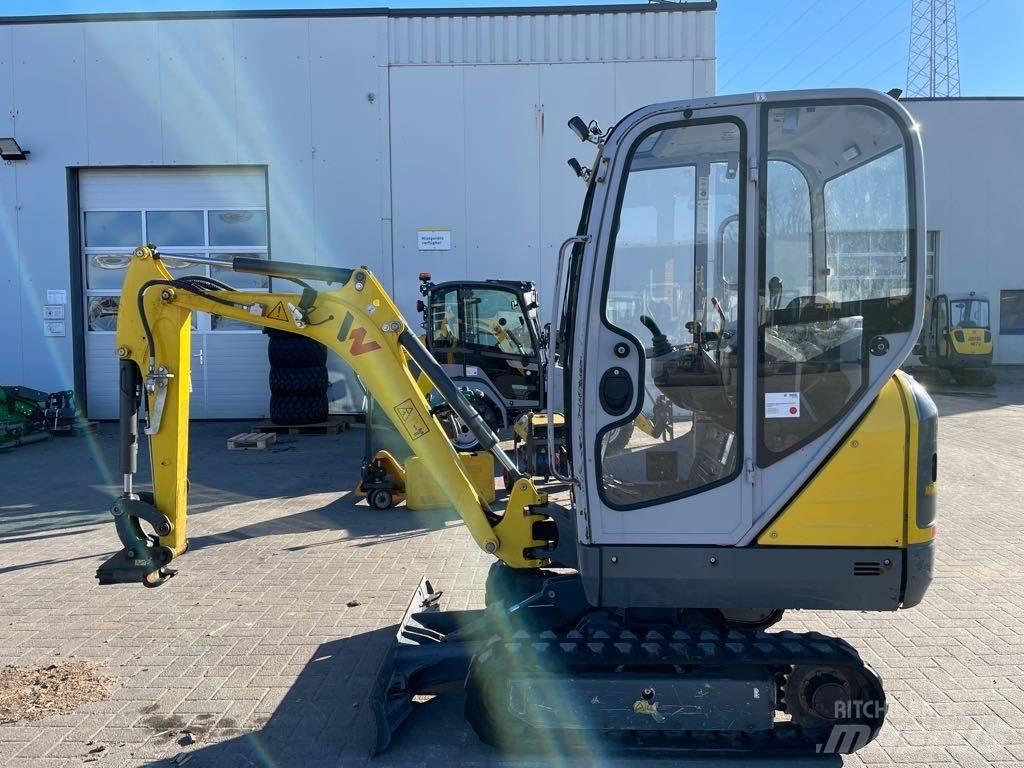 Wacker Neuson ET16 Pásová rýpadla