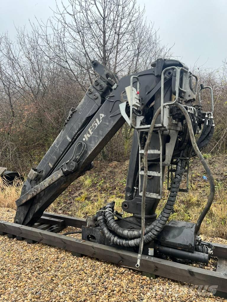 Kesla 2114ZT Jeřáby/Nakladače