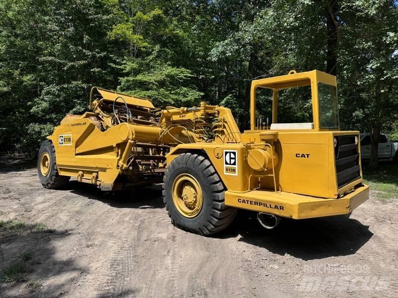 CAT 613 B Skrejpry