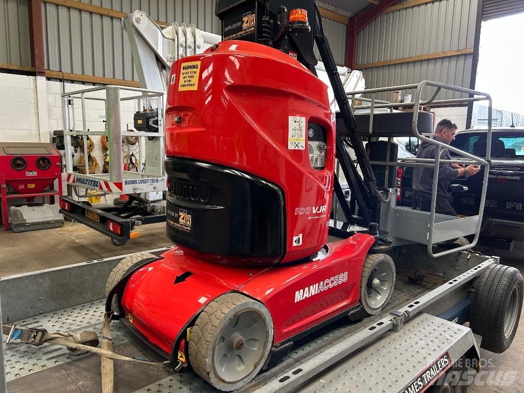 Manitou 100 VJR Vertikální sloupové výtahy
