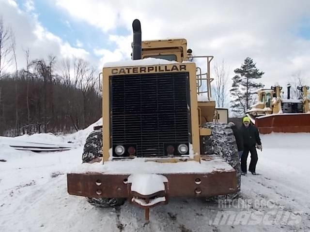 CAT 980C Kolové nakladače