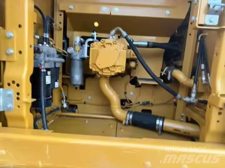 CAT CAT320GC Pásová rýpadla