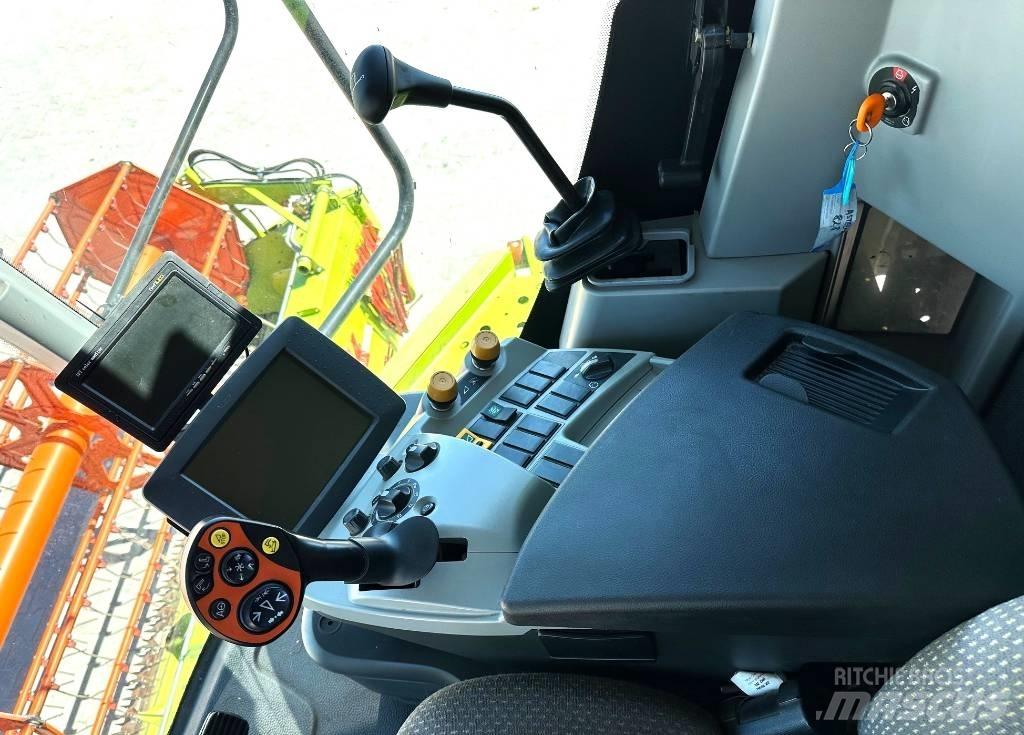 CLAAS Tucano 450 Sklízecí mlátičky