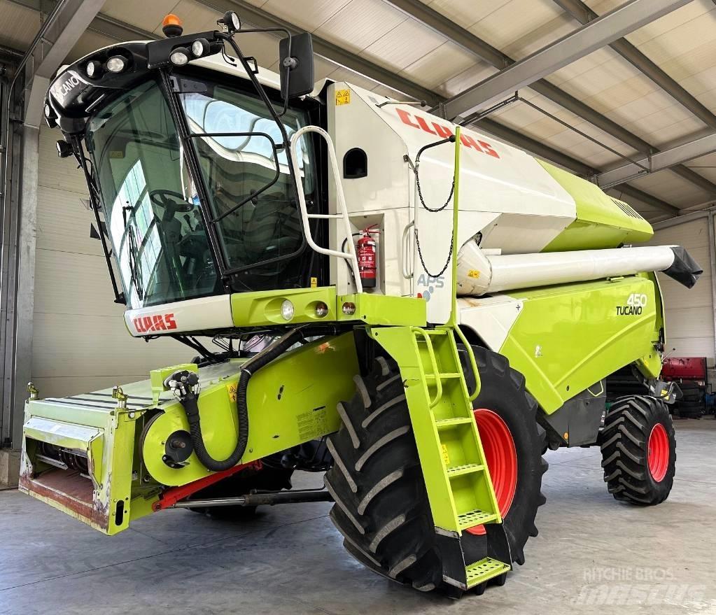 CLAAS Tucano 450 Sklízecí mlátičky